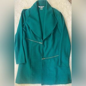 NyGard Women’s Long Green Suit Jacket - Small
